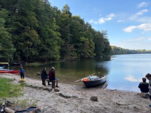 Jezioro Narie daje możliwość spędzania czasu na wędkowaniu podczas pobytu w domku do wynajęcia w Bogaczewie. Dobra propozycja dla miłośników wypoczynku nad wodą.